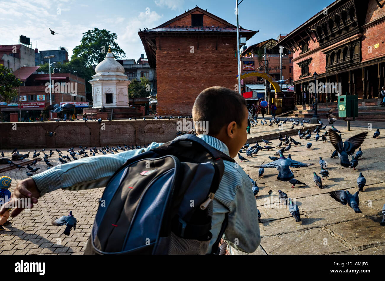 kathmandu running backpack
