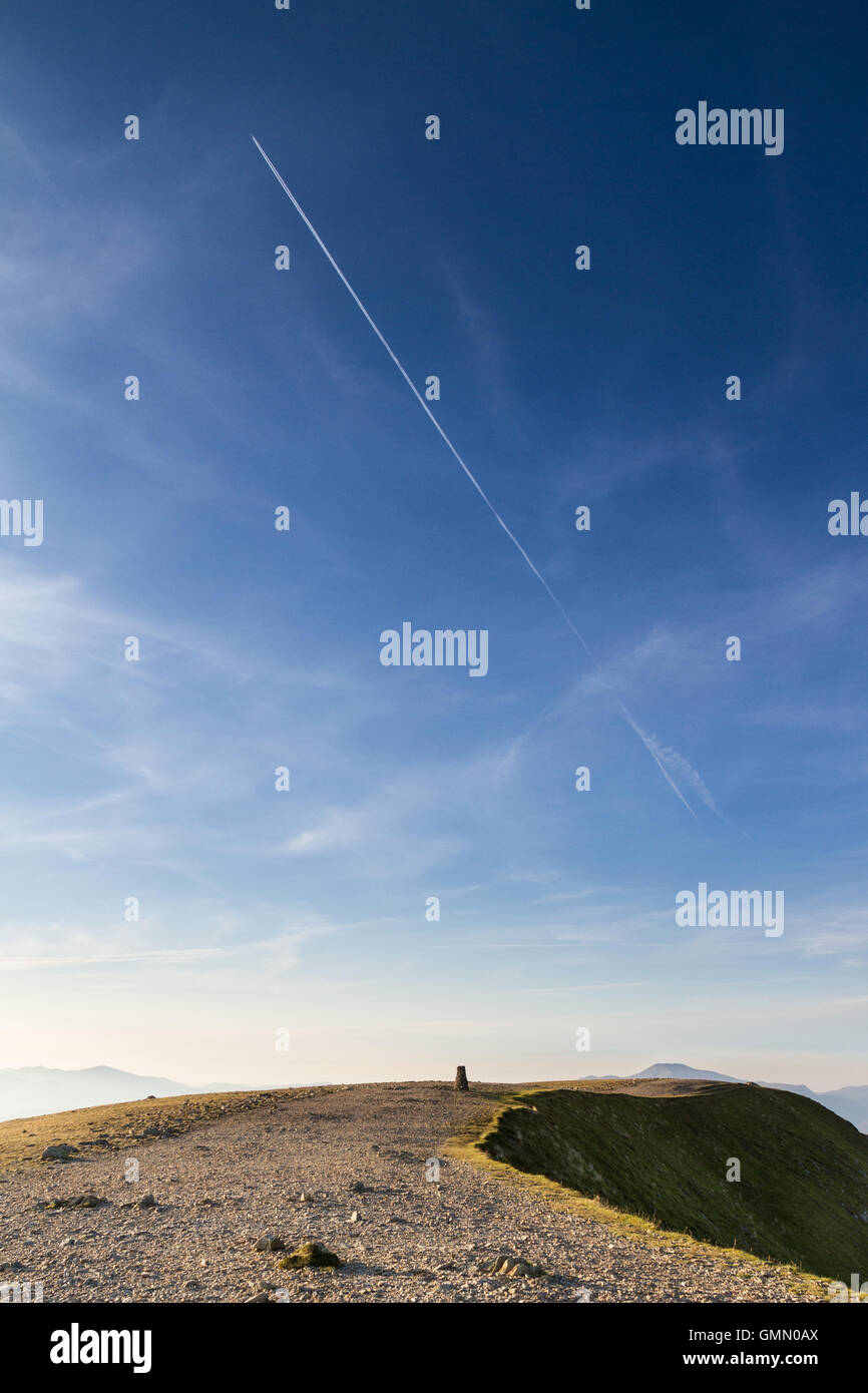 Summit of helvellyn fell hi-res stock photography and images - Alamy