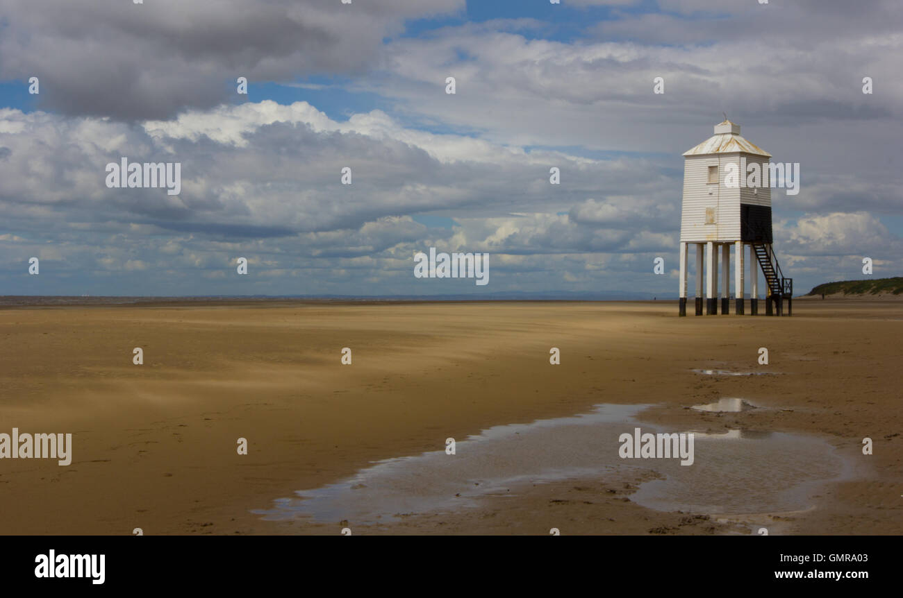 Light house in sea hi-res stock photography and images - Alamy