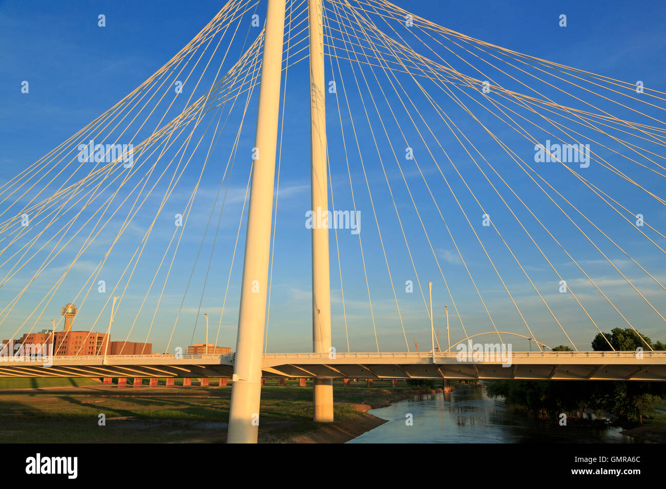 The Margaret Hunt Hill Bridge, Dallas, Texas, USA Stock Photo - Alamy