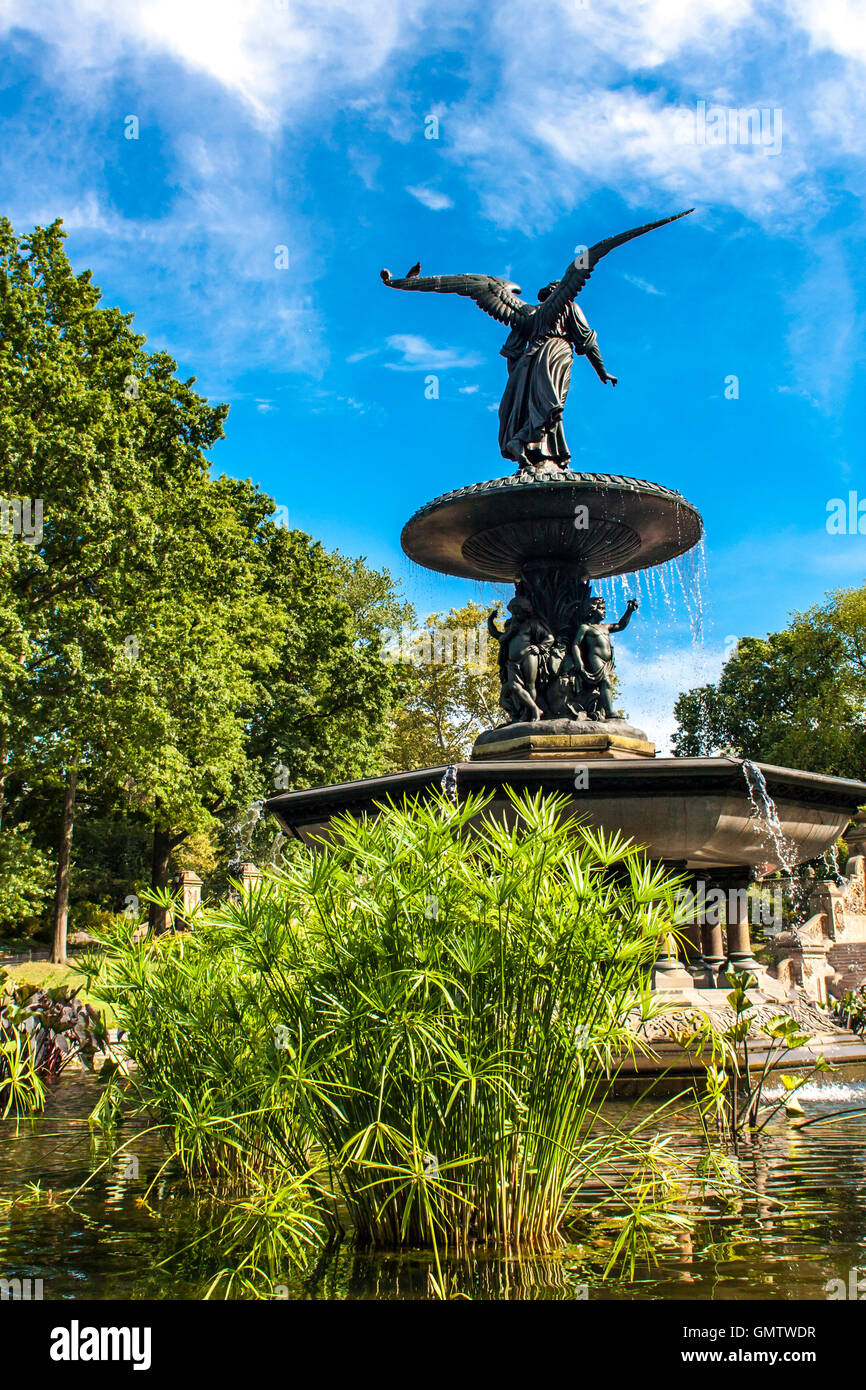 Bethesda Fountain, Central Park, Day to Night - Holden Luntz Gallery