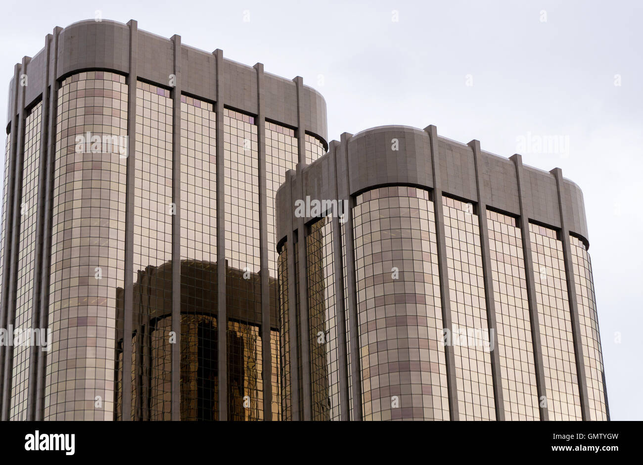 Refected buildings hi-res stock photography and images - Alamy