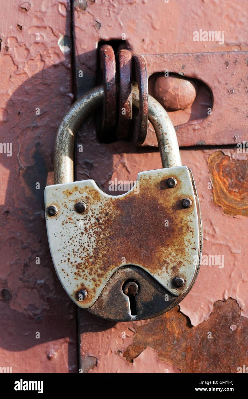 Padlock on door Stock Photo Alamy
