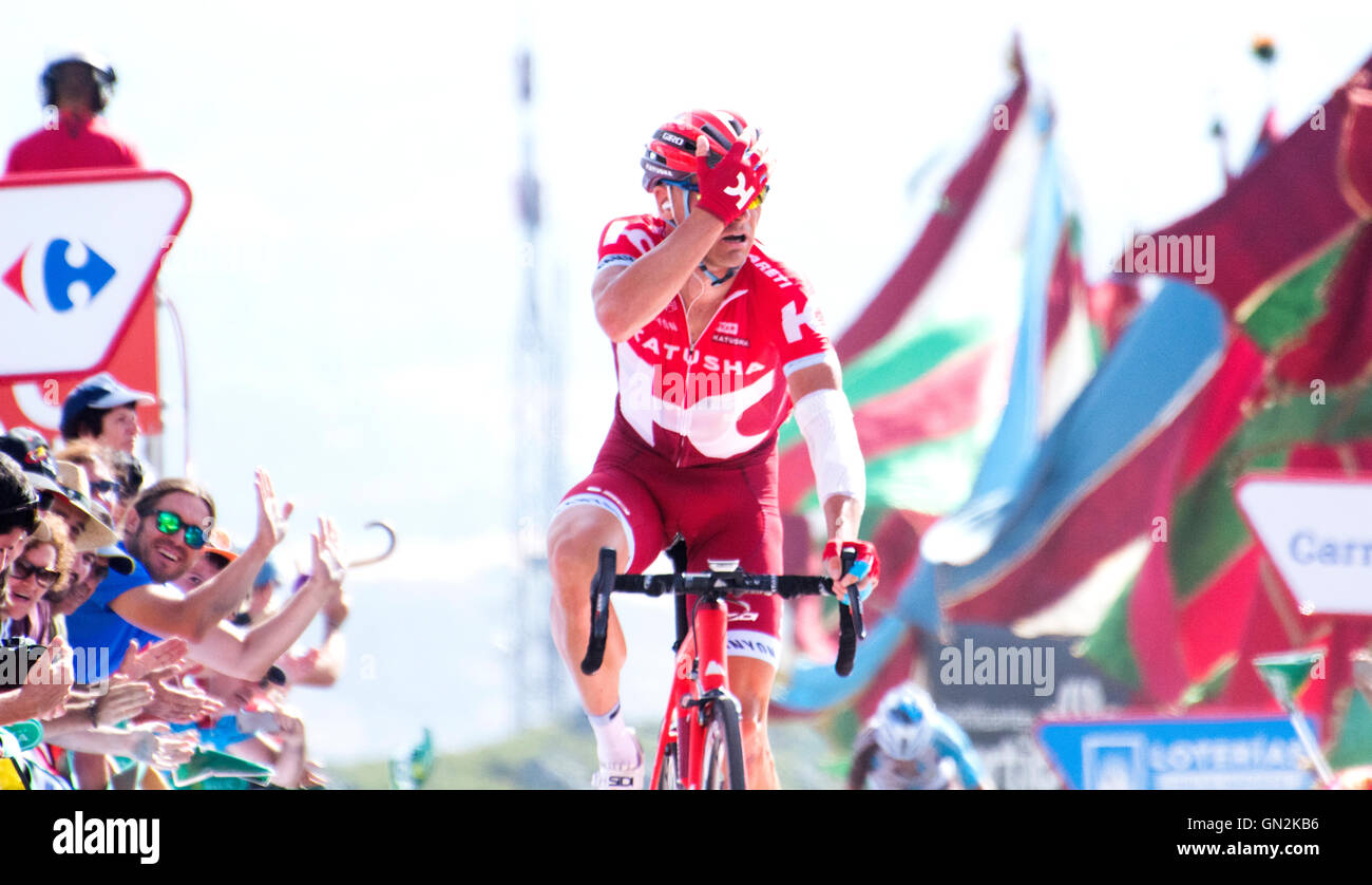 La Camperona, Spain. 27th August, 2016. Serguey Lagutin (Katusha Team) wins the 8th stage of cycling race ‘La Vuelta a España’ (Tour of Spain) between Villalpando and Climb of La Camperona on August 27, 2016 in Leon, Spain. Credit: David Gato/Alamy Live News Stock Photo