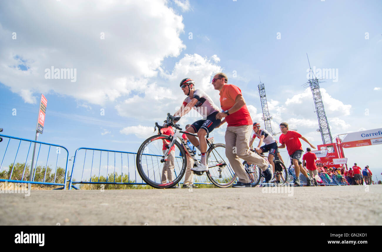 La Camperona, Spain. 27th August, 2016. Matthias Frank (IAM Cycling,) finishes the 8th stage of cycling race ‘La Vuelta a España’ (Tour of Spain) between Villalpando and Climb of La Camperona on August 27, 2016 in Leon, Spain. Credit: David Gato/Alamy Live News Stock Photo