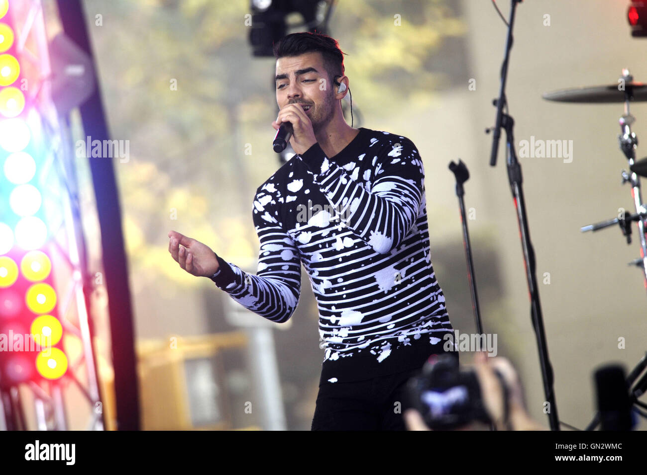 New York City. 26th Aug, 2016. Joe Jonas of the band DNCE performs on