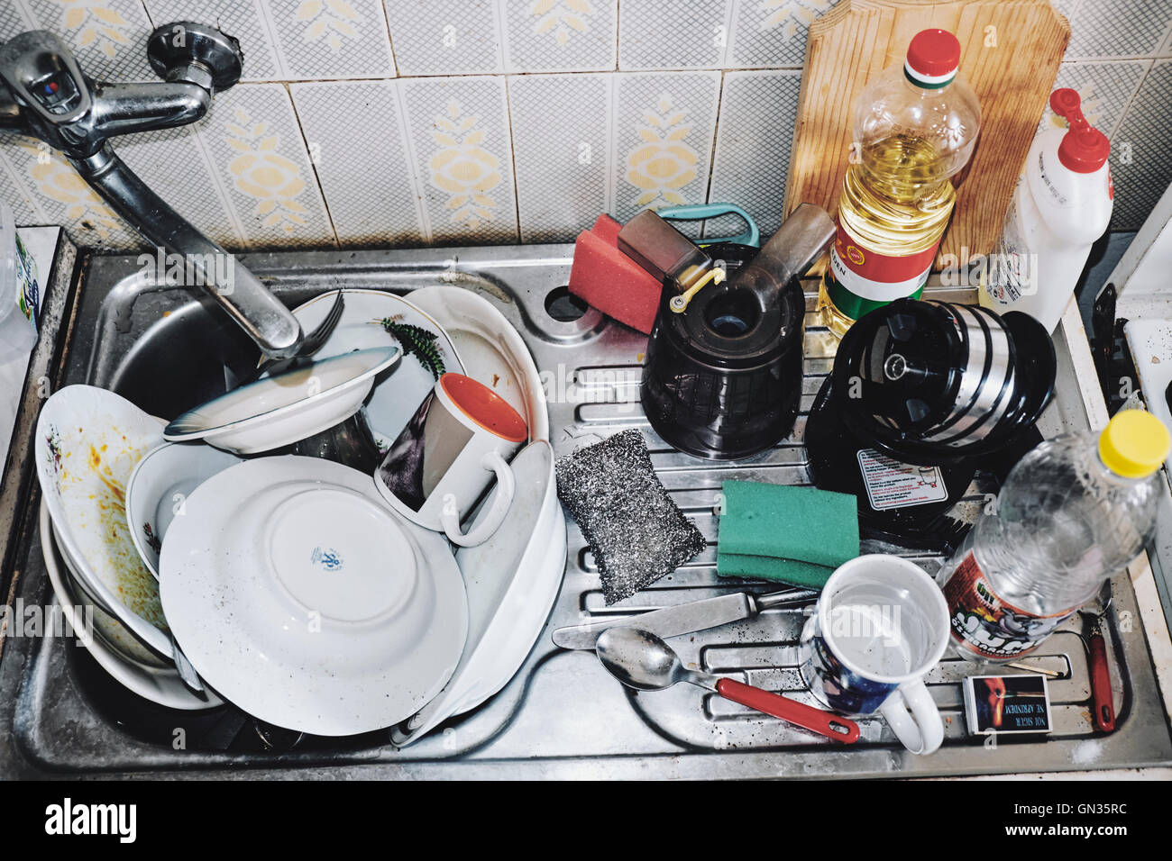 Dirty dishes, kitchen, housework Stock Photo Alamy