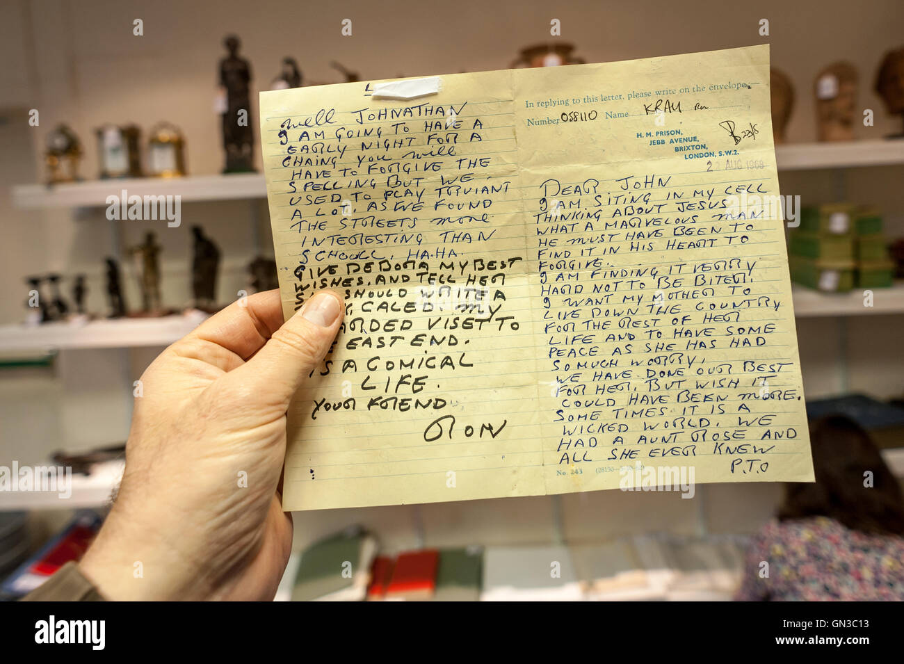 Letters from prison written by Ronald Kray to his biographer, auctioned at Gorringe's in Lewes. Stock Photo