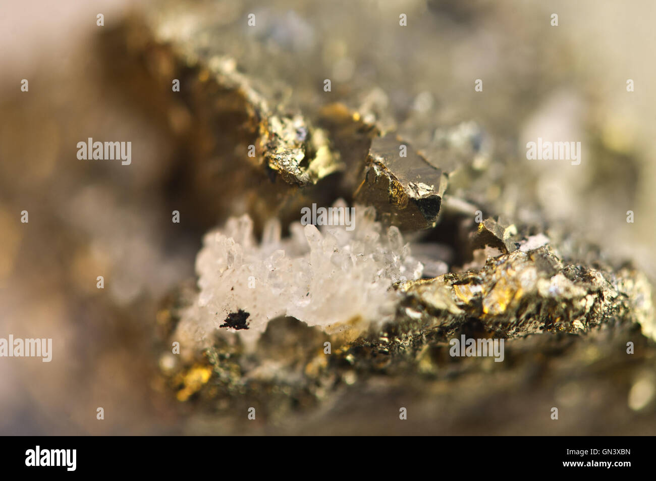 Iron sulfide hires stock photography and images Alamy