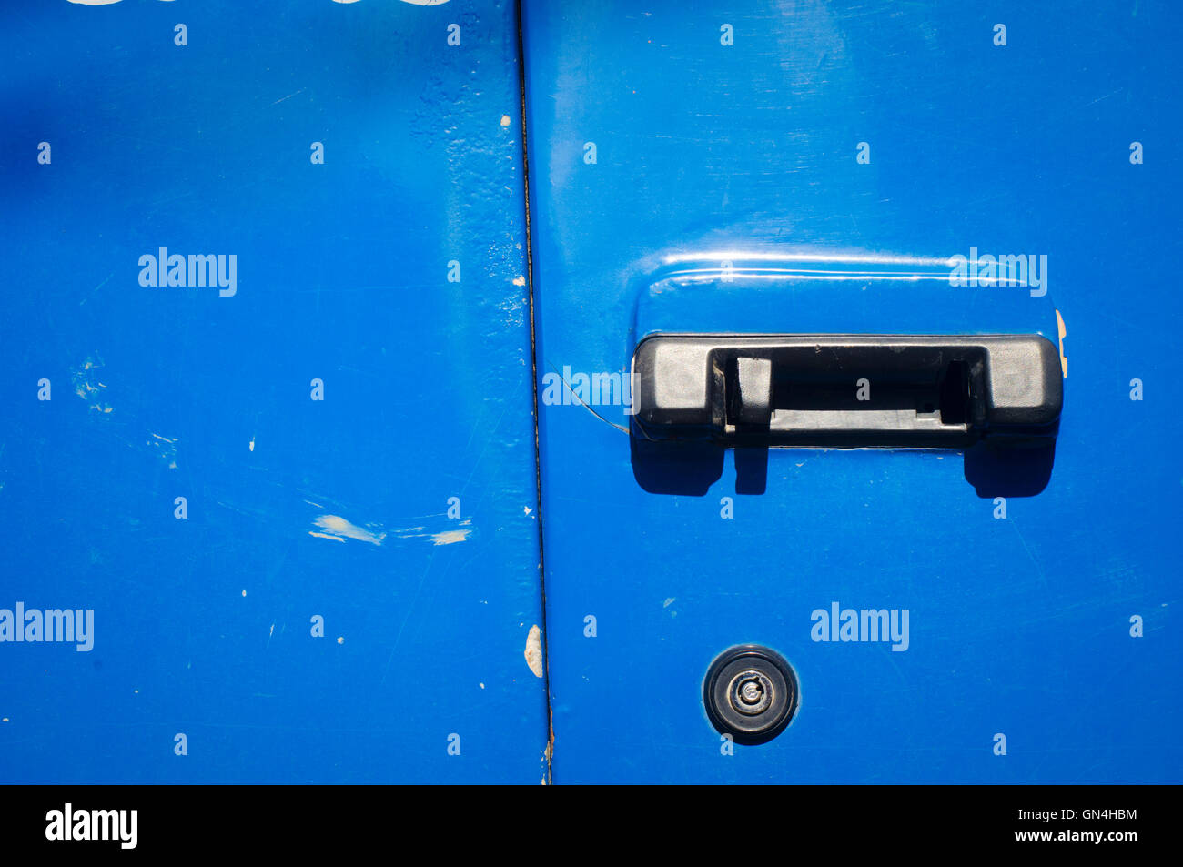 car door latch with keyhole Stock Photo Alamy