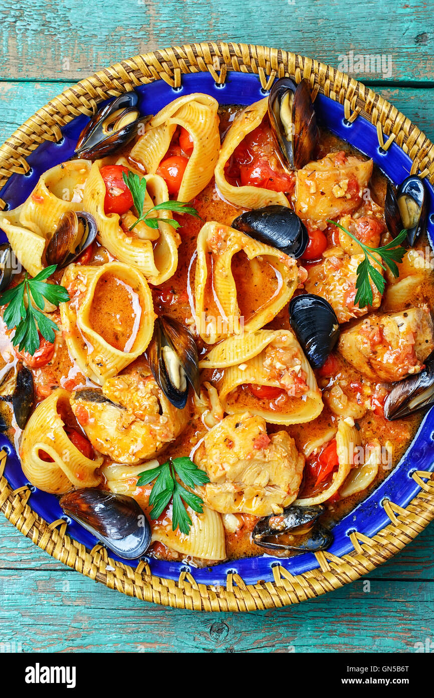 Dish sauce with seafood and fresh mussels with pasta Stock Photo Alamy