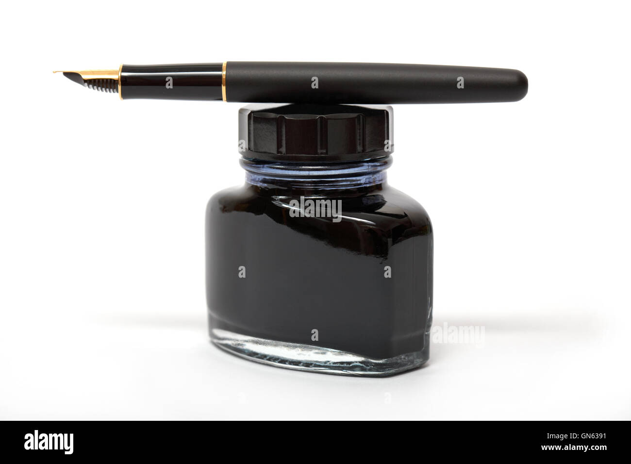 fountain pen with ink bottle Stock Photo Alamy