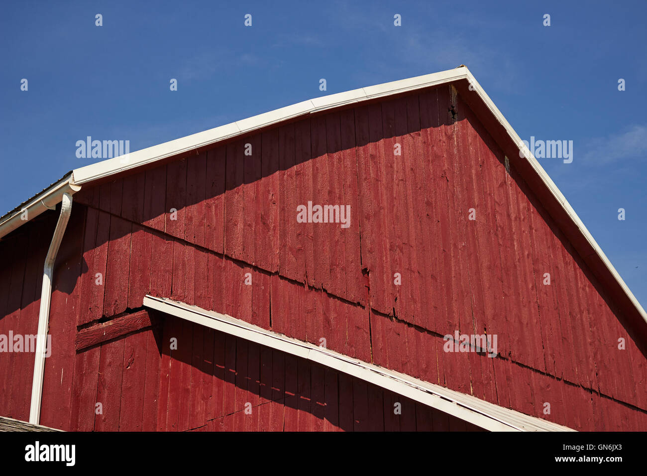 red barn in sunshine, Lititz, Lancaster County, Pennsylvania, USA Stock Photo