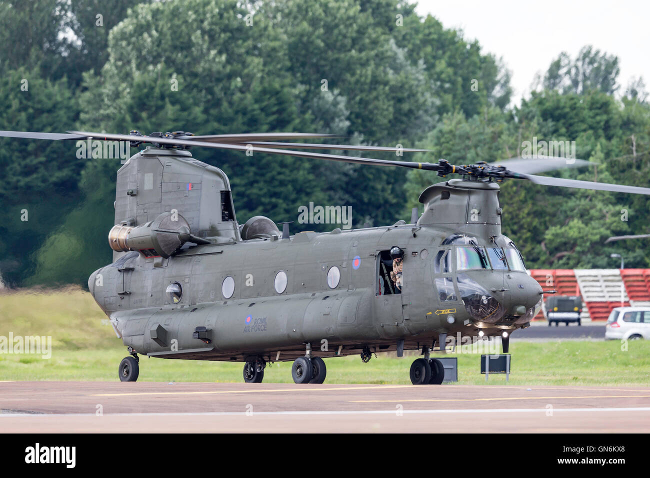 Royal Air Force (RAF) Boeing Chinook HC2 twin rotor heavy lift transport Helicopter. Stock Photo