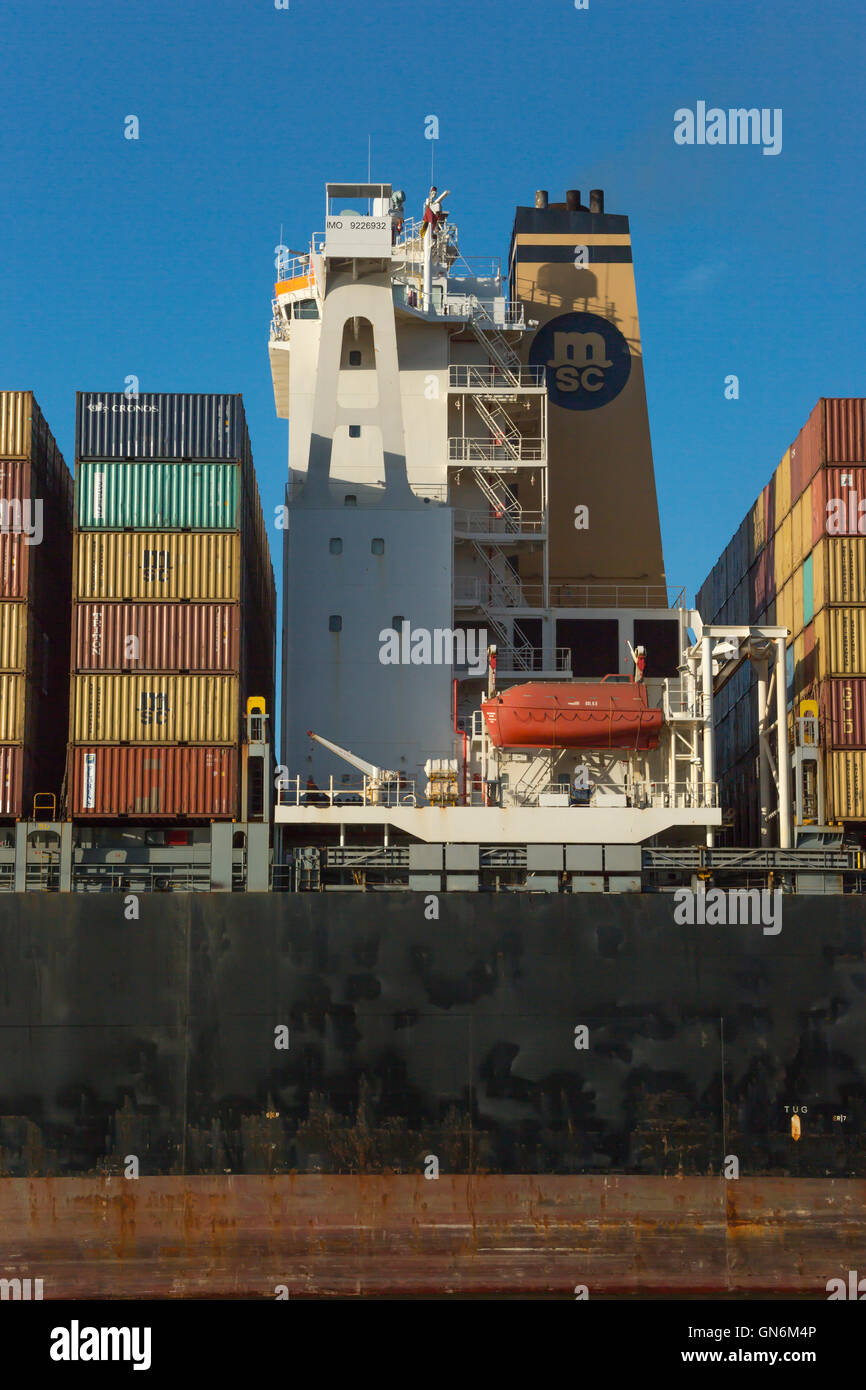 BRIDGE EXHAUST STACK MAERSK LINE MSC BARBARA BREAK BULK CONTAINER CARGO
