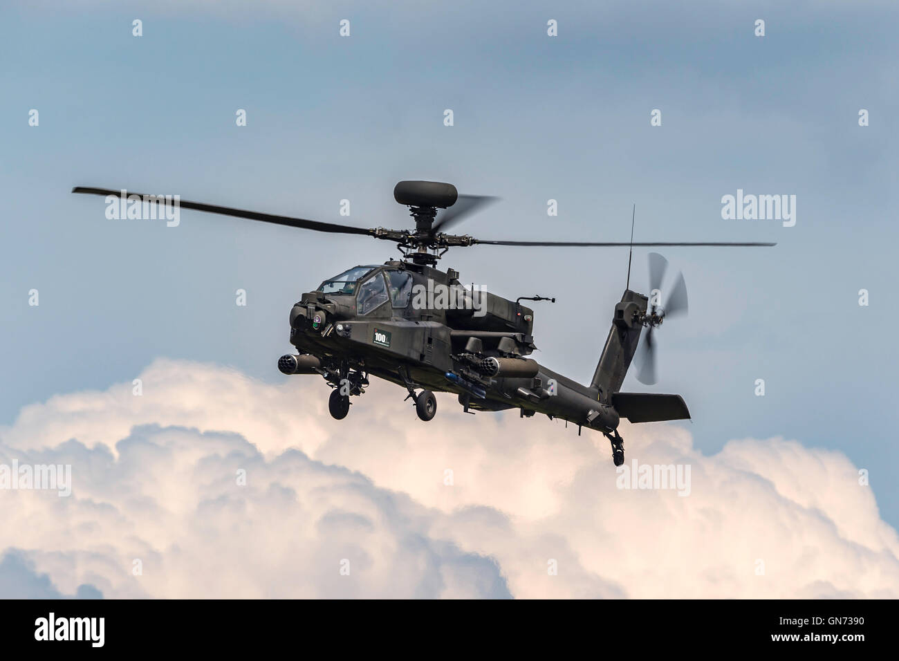 Boeing ah64 attack helicopter royal hi-res stock photography and images ...
