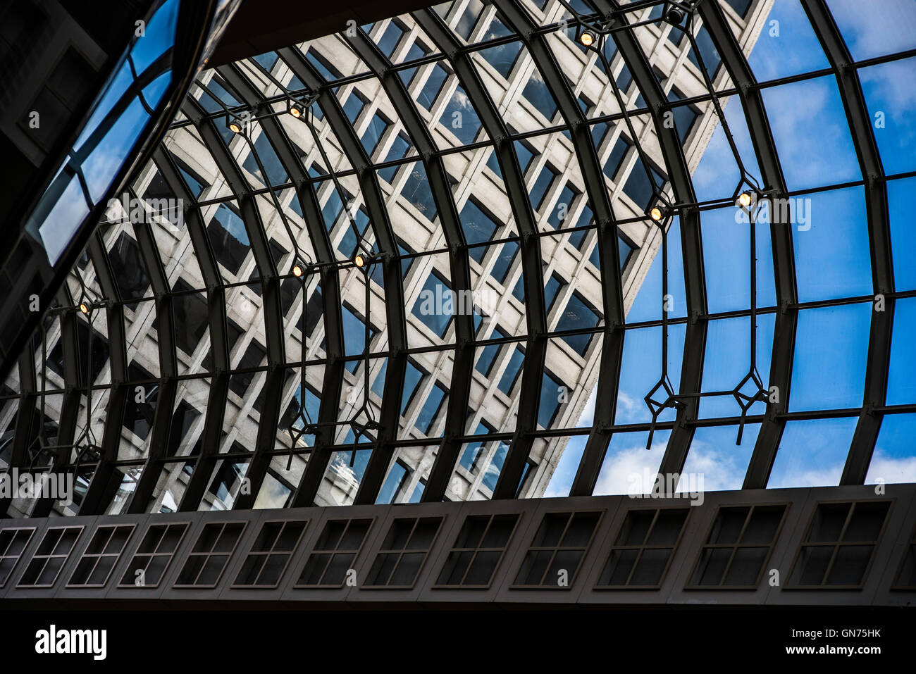 Diagonal window detail architectural hi-res stock photography and ...
