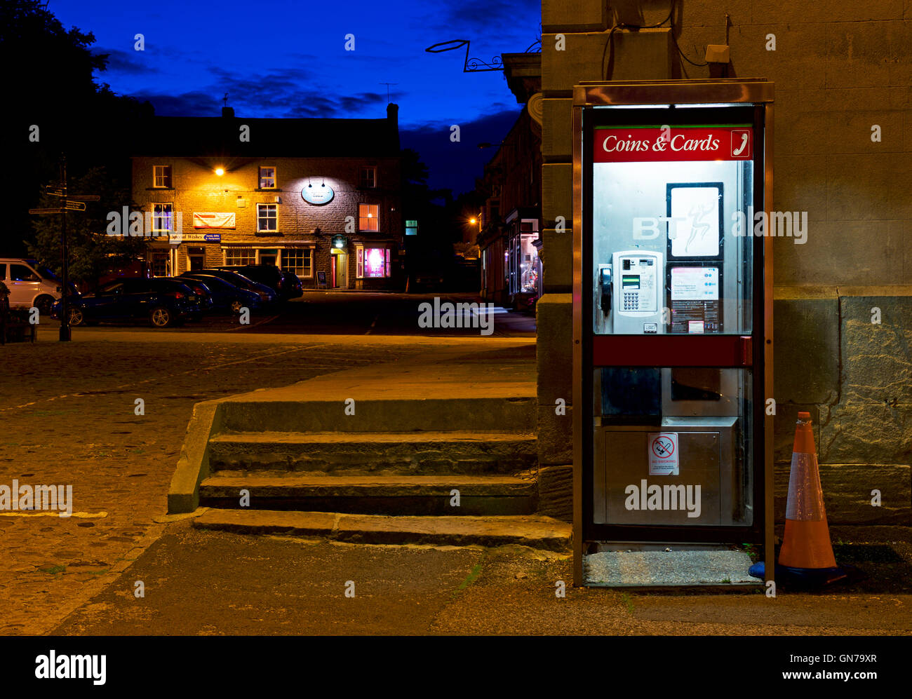 That rare thing: a working phonebox... in Leyburn, North yorkshire, England UK Stock Photo