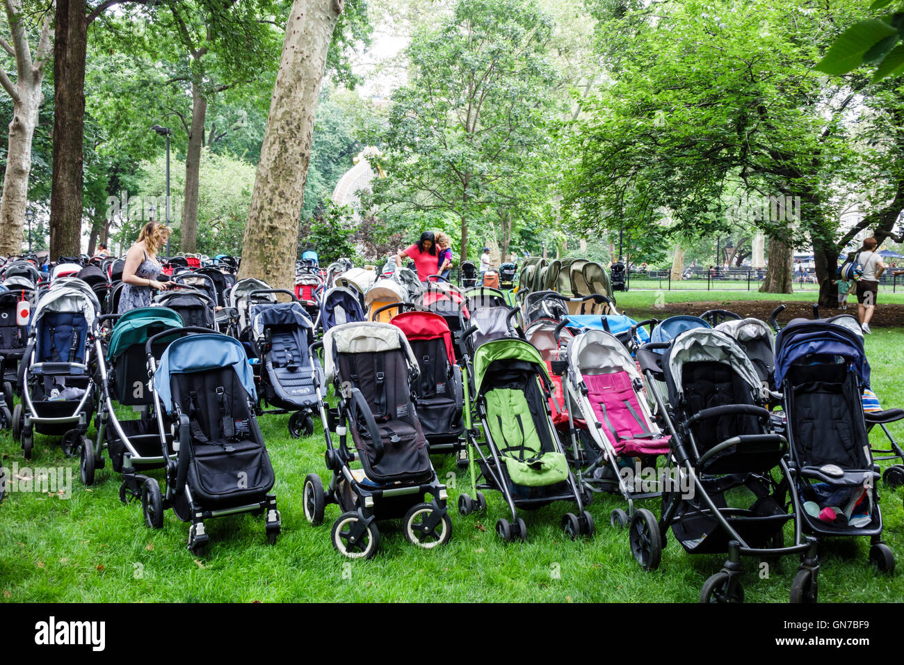 New York City,NY NYC,Manhattan,Madison Square Park,Farragut Lawn,garden,concert for kids