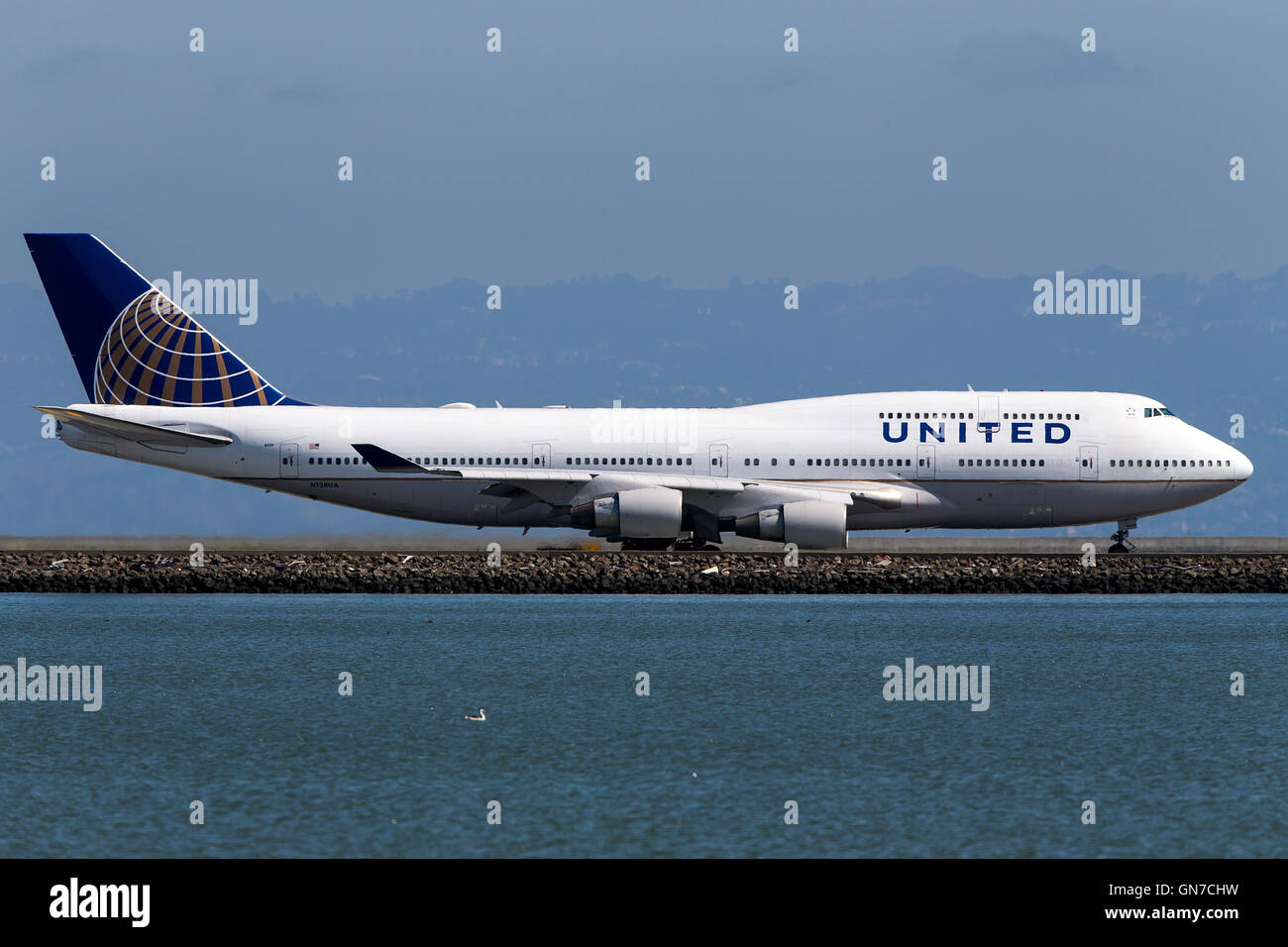 United Airlines Boeing 747-422 (N128UA) on the tarmac at San Francisco International Airport (SFO), Millbrae, California, United States of America Stock Photo