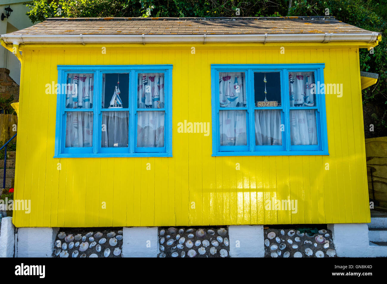 Yellow window frames hires stock photography and images Alamy