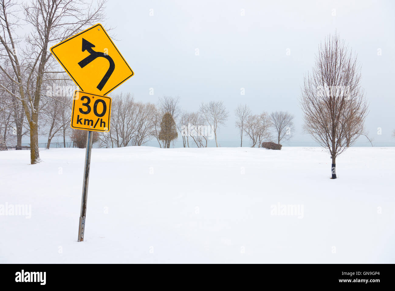 Ontario speed sign hires stock photography and images Alamy