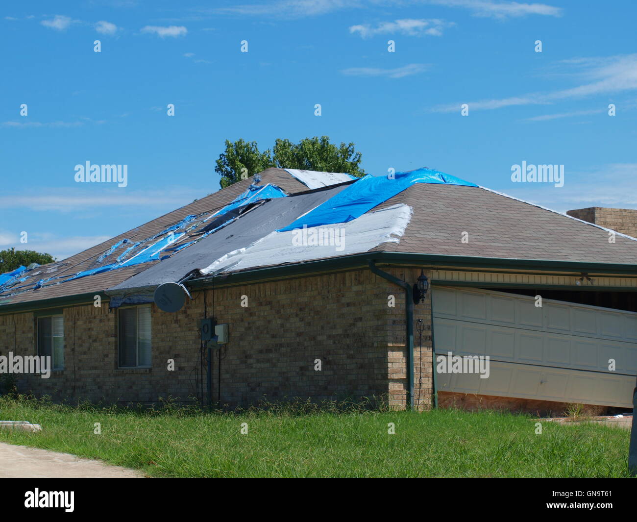 Texas tornado damage hi-res stock photography and images - Alamy
