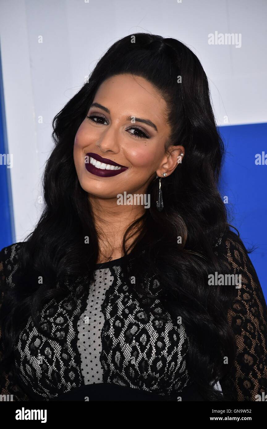 New York, NY, USA. 28th Aug, 2016. Nessa at arrivals for 2016 MTV Video ...
