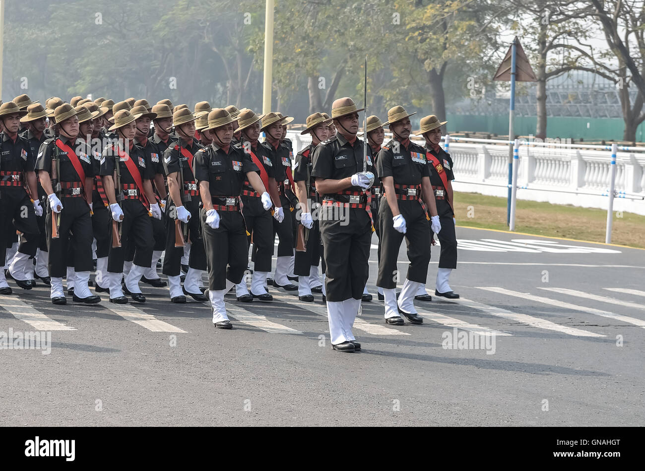 Indian army officer hi-res stock photography and images - Alamy