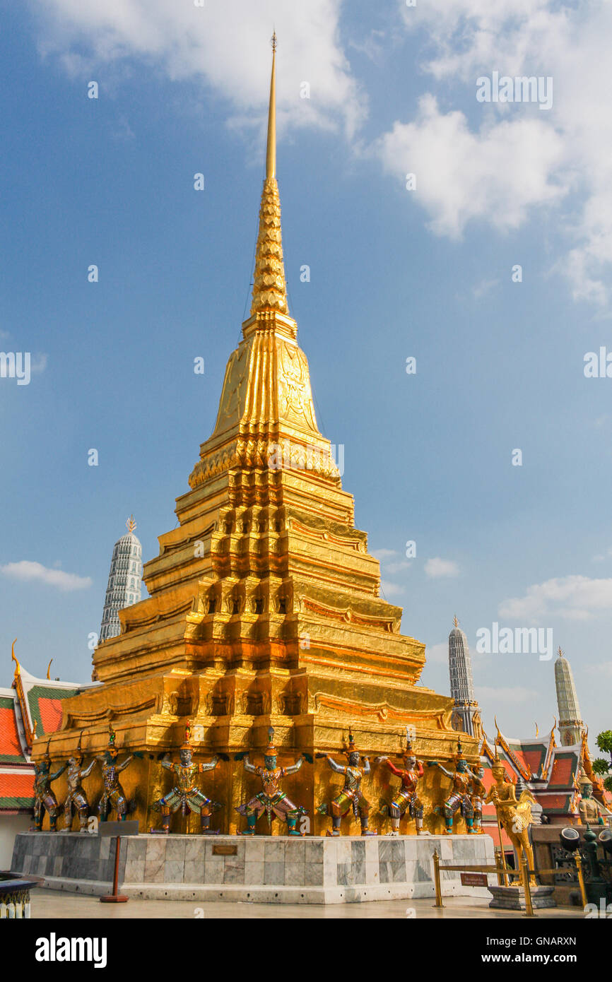 Ancient Pagoda Statue Stock Photo - Alamy