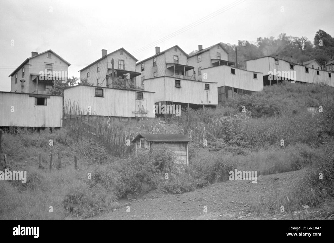 Coal Mining Company's Houses and Shacks, Pursglove, West Virginia, USA, Marion Post Wolcott for Farm Security Administration, September 1938 Stock Photo