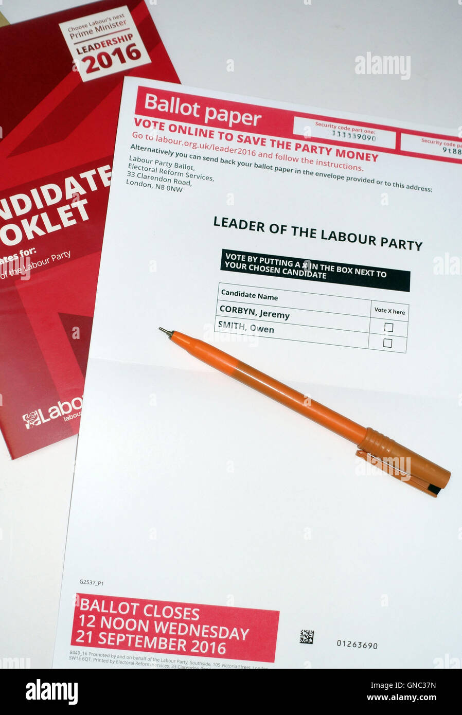 Labour Party Leadership ballot paper and candidate booklet August 2016, London Stock Photo