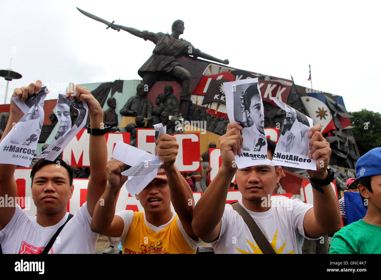 Philippines. 29th Aug, 2016. Bagong Alyansang Makabayan (BAYAN METRO MANILA) hold rally in front of the Bonifacio Shrine beside Manila City Hall in the time for National Heroes Day to protest the Marcos hero's burial at the Libingan ng mga Bayani. The rally is held few days before the oral argument of the Supreme Court regarding various petitions opposing the Marco's burial. Credit:  Gregorio B. Dantes Jr./Pacific Press/Alamy Live News Stock Photo