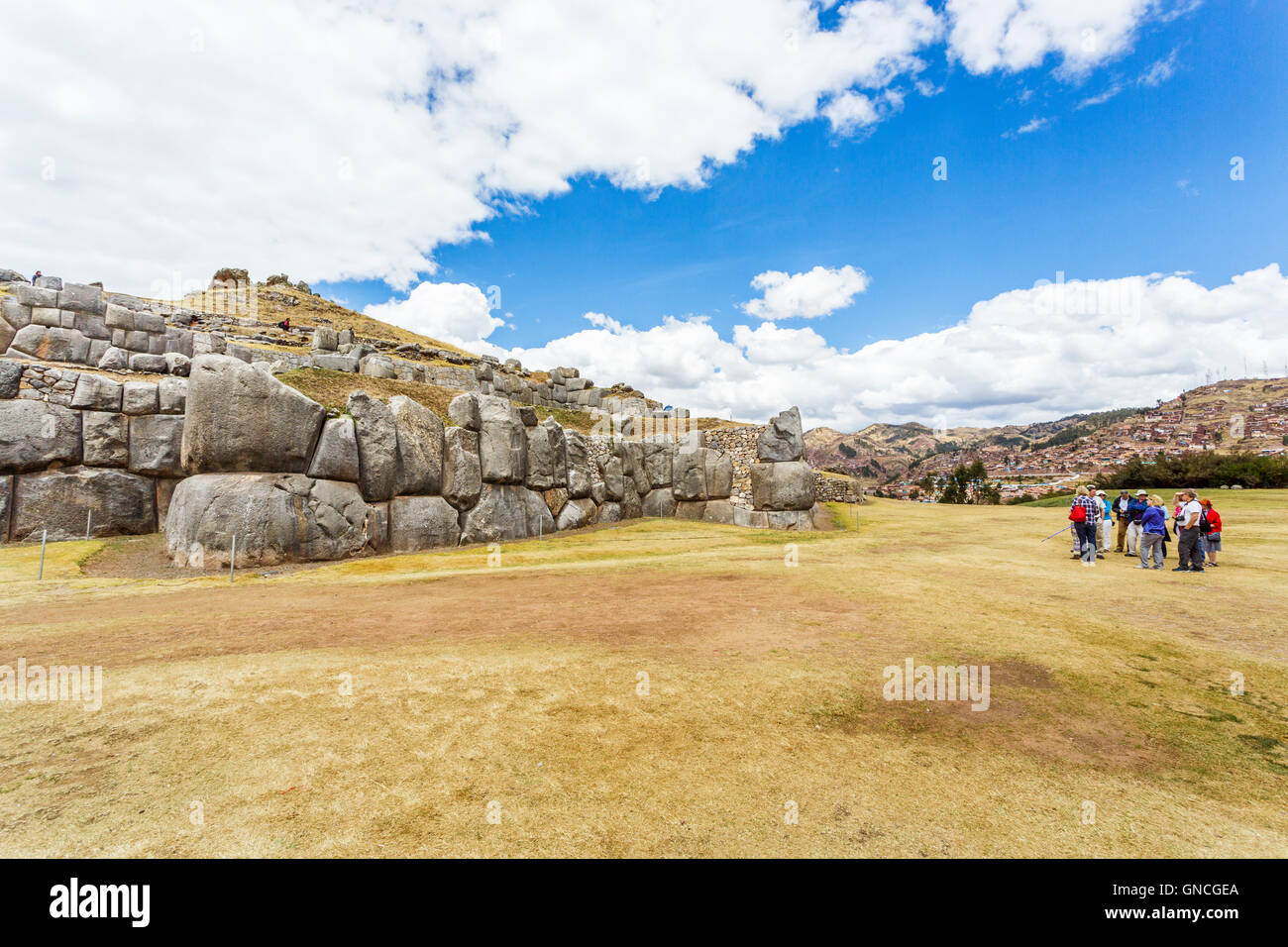 Huge interlocking stones in the walls of Sacsayhuaman, historic capital ...