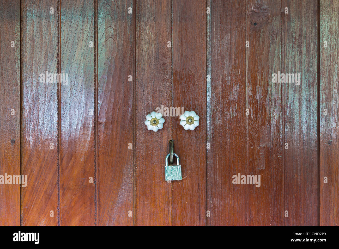 Old fashioned wooden door hi-res stock photography and images - Alamy