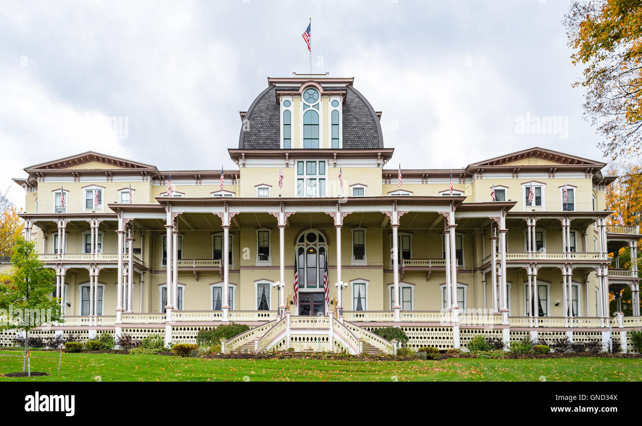 Chautauqua institution hi-res stock photography and images - Alamy