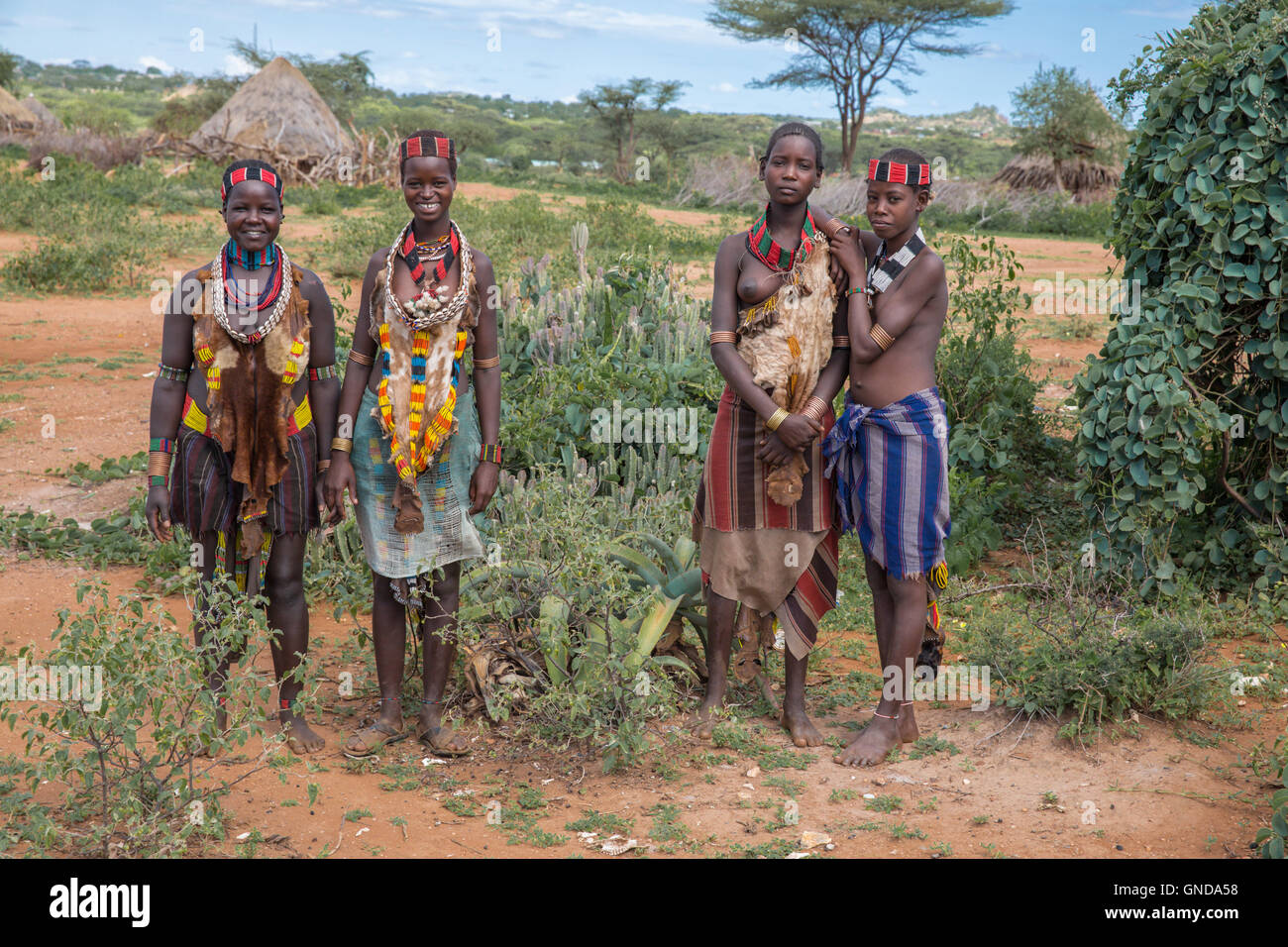 Portrait of Hamer tribe, Turmi, Omo Valley - Ethiopia Stock Photo - Alamy