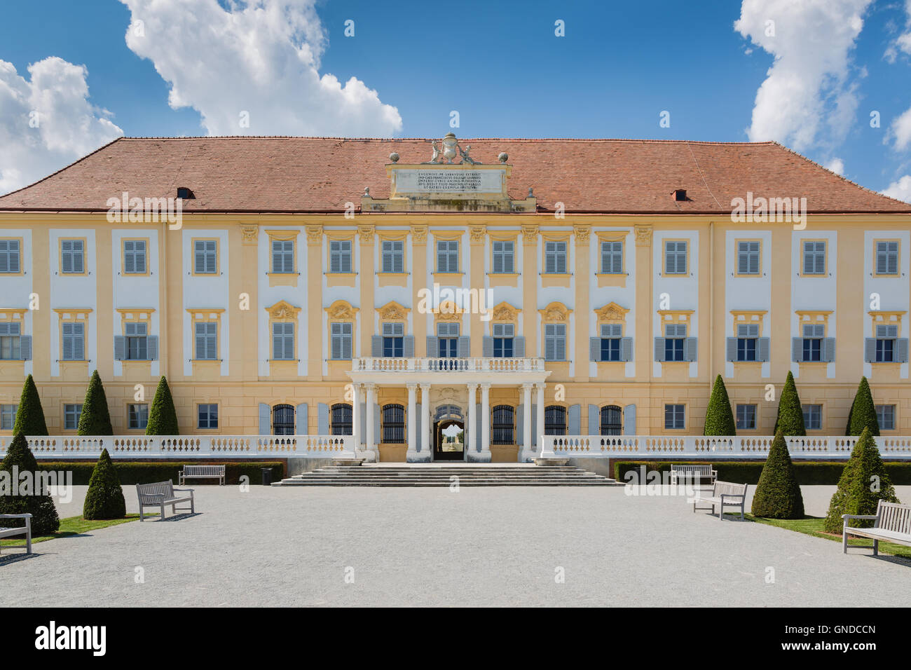 Schloss chateau hi-res stock photography and images - Alamy