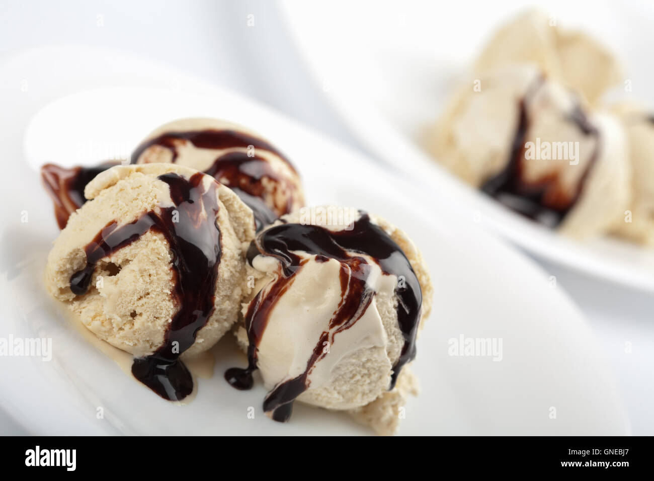 ice cream with chocolate syrup Stock Photo - Alamy