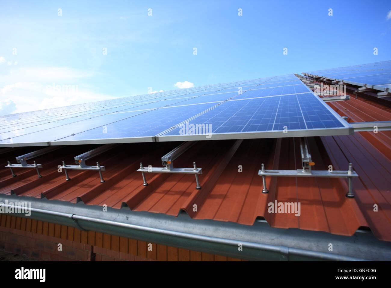 Solar panels on dwelling hi-res stock photography and images - Alamy
