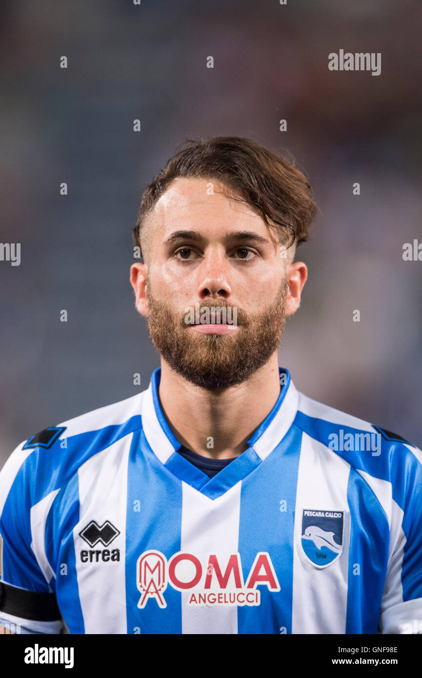 Francesco zampano pescara hi-res stock photography and images - Alamy, image size:865x1390