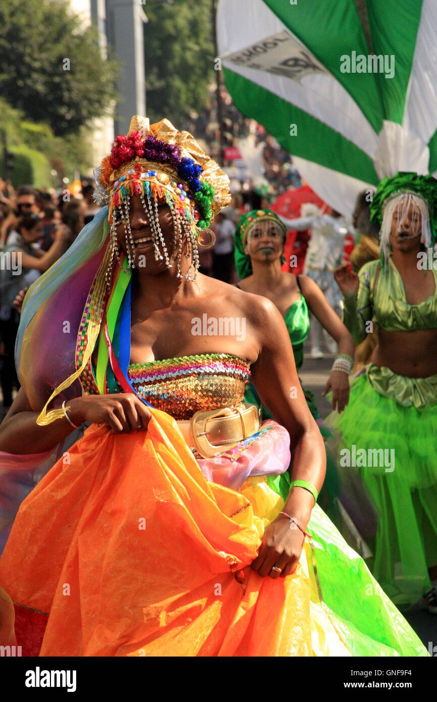 Samba dancers take street hi-res stock photography and images - Alamy