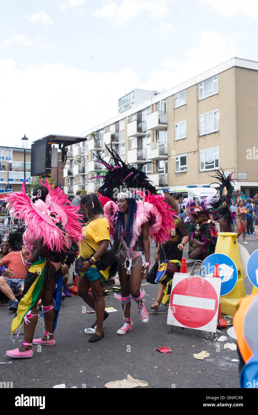 Notting hill carnival 1964 hi-res stock photography and images - Alamy
