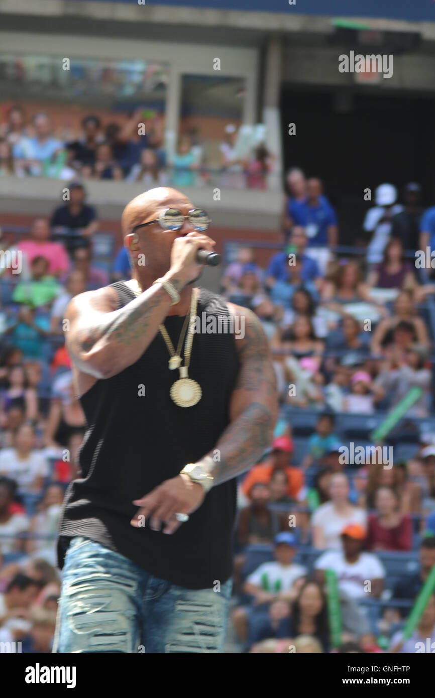 New York, New York, USA. 31st Aug, 2016. FLO RIDA PERFORM DURING THE 2016 ARTHUR ASHE KIDS DAY AT USTA BILLIE JEAN KING NATIONAL TENNIS CENTER ON 8/27/2016 IN FLUSHING QUEENS NY PHOTO BY MITCHELL LEVY © Mitchell Levy/Globe Photos/ZUMA Wire/Alamy Live News Stock Photo