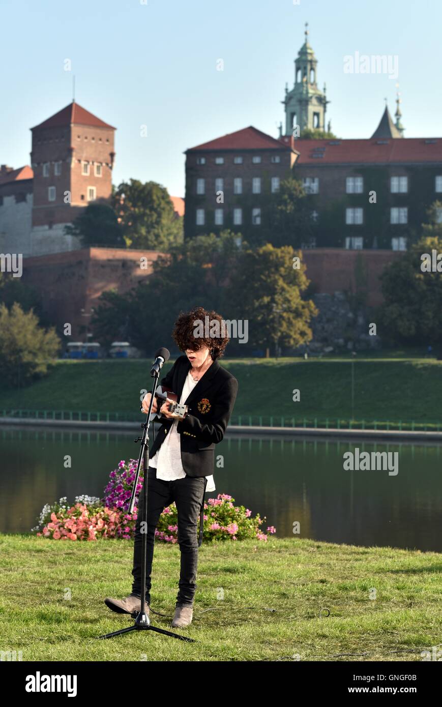 American pop/rock singer and songwriter LAURA PERGOLIZZI known as LP ...