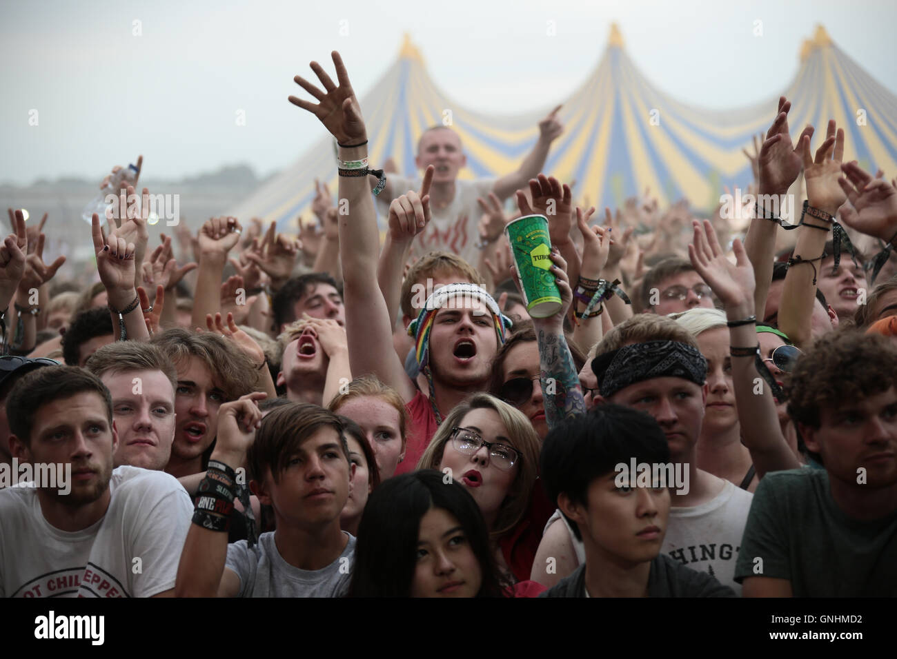 Festival goers on day 2 of the 2016 Reading Festival. Picture date: Friday August 26, 2016. Photo credit should read: Roger Garf Stock Photo