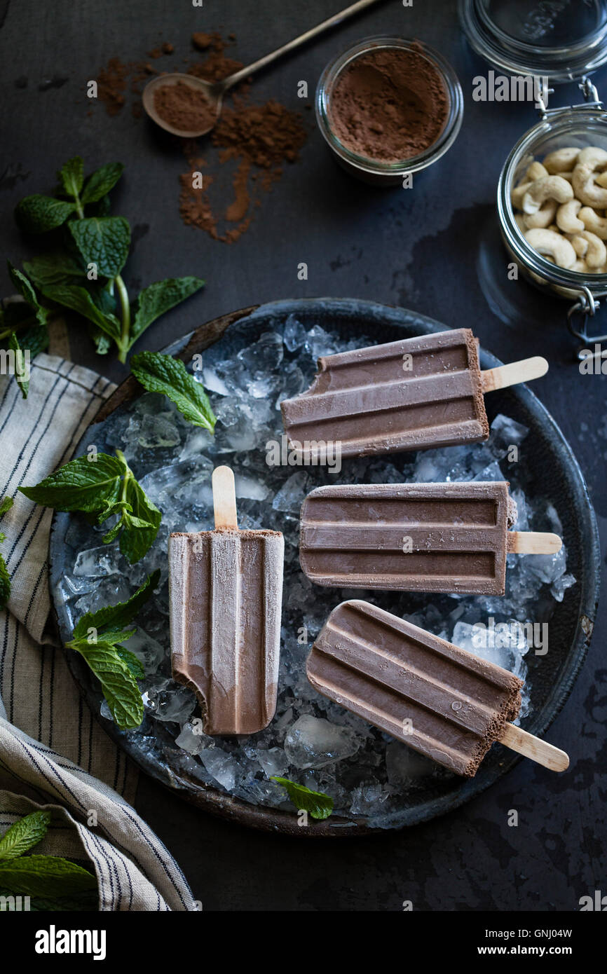 Ceamy chocolate mint popsicles (vegan) Stock Photo