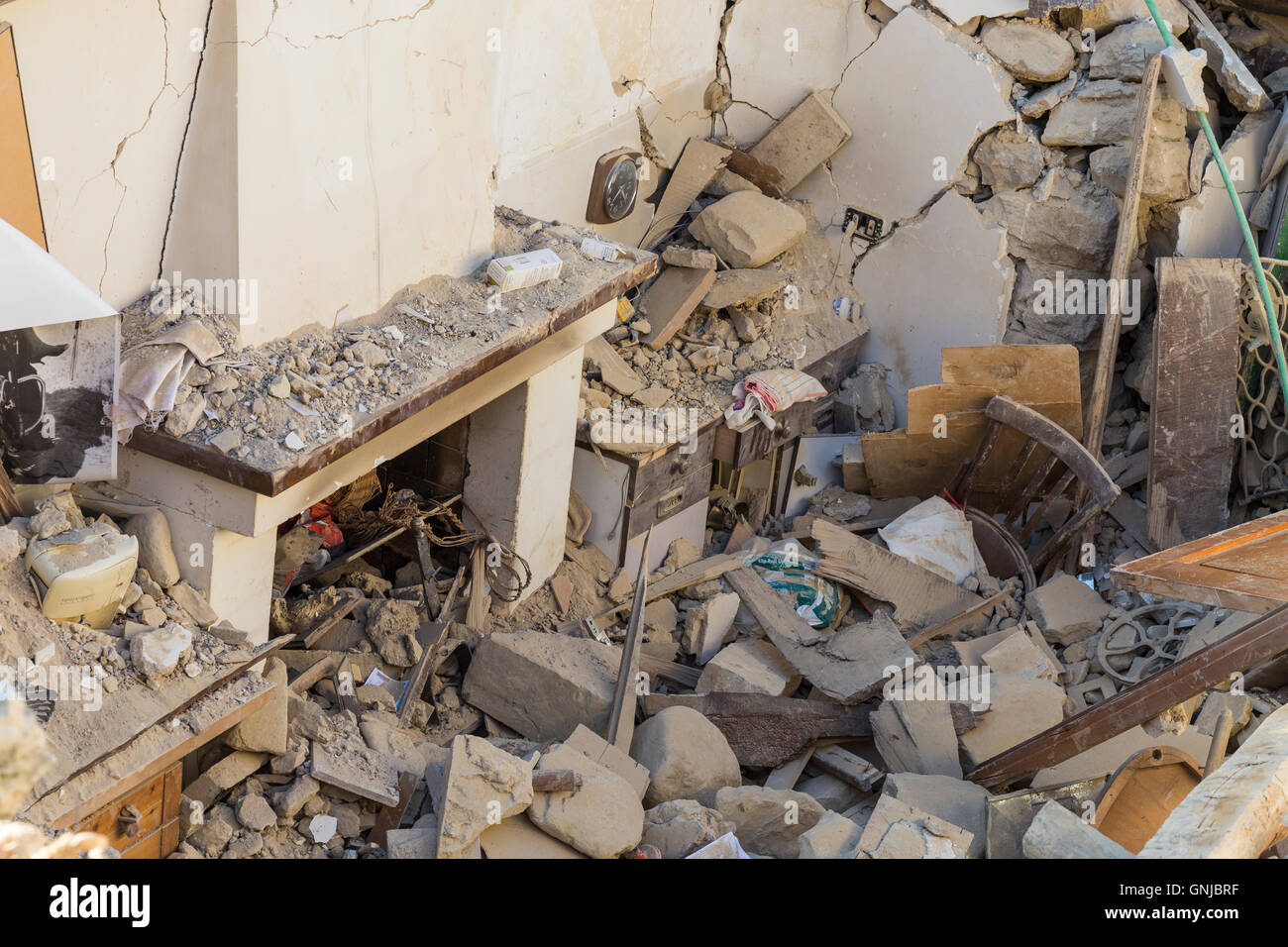 Aftermath of earthquake amatrice hi-res stock photography and images ...
