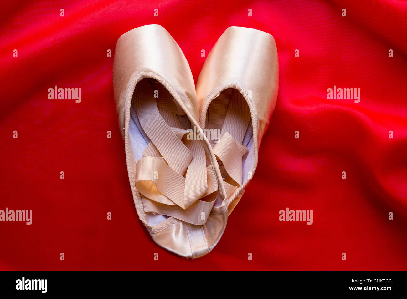 Red ballet shoes hires stock photography and images Alamy