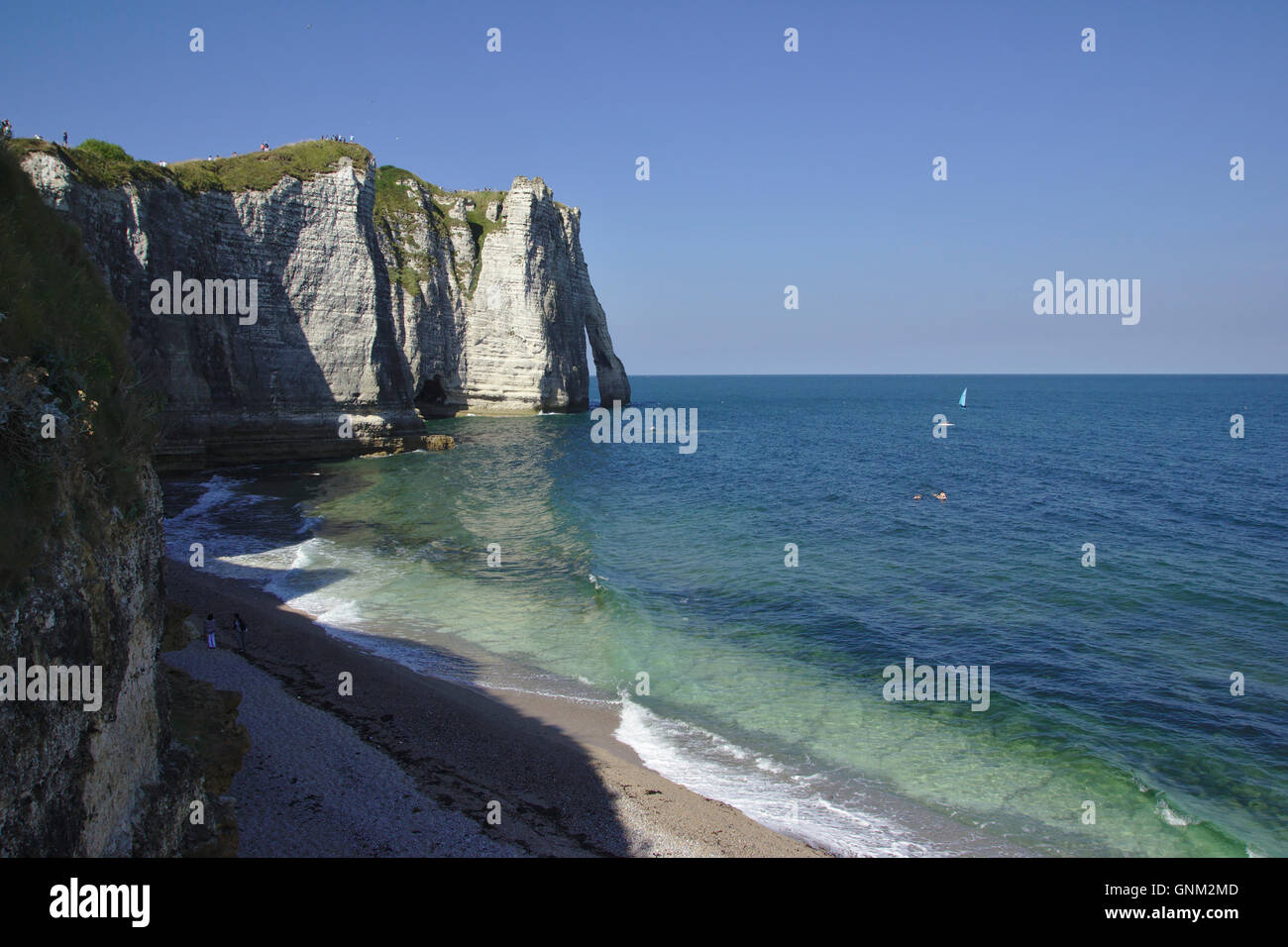 Etretat, beach and Aval cliff with arch, France Stock Photo - Alamy